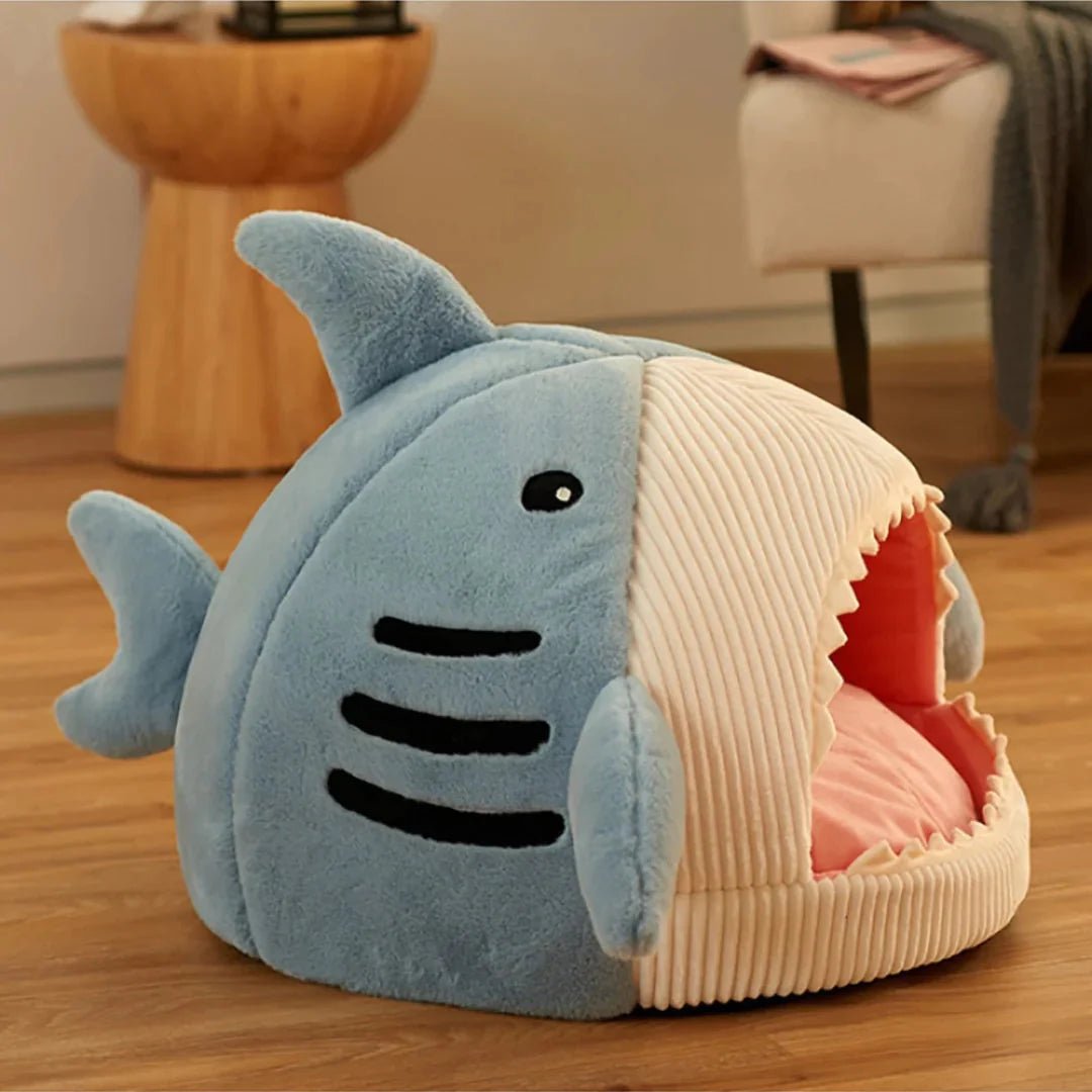 Luxury Plush Shark Pet Bed - zarpaspetshop.com